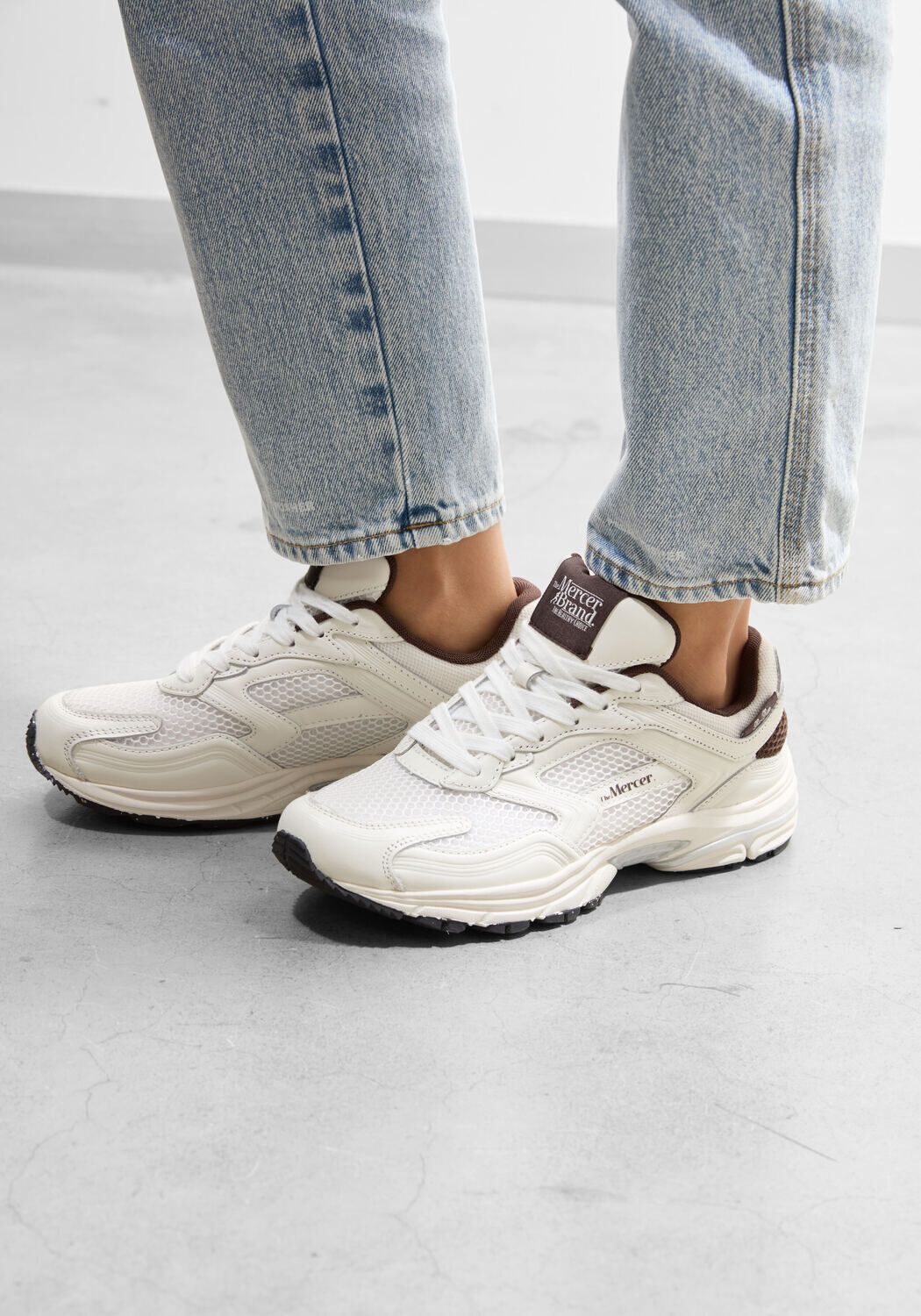 Witte MERCER AMSTERDAM Lage sneakers THE RE-RUN NEXT-GEN CR - medium