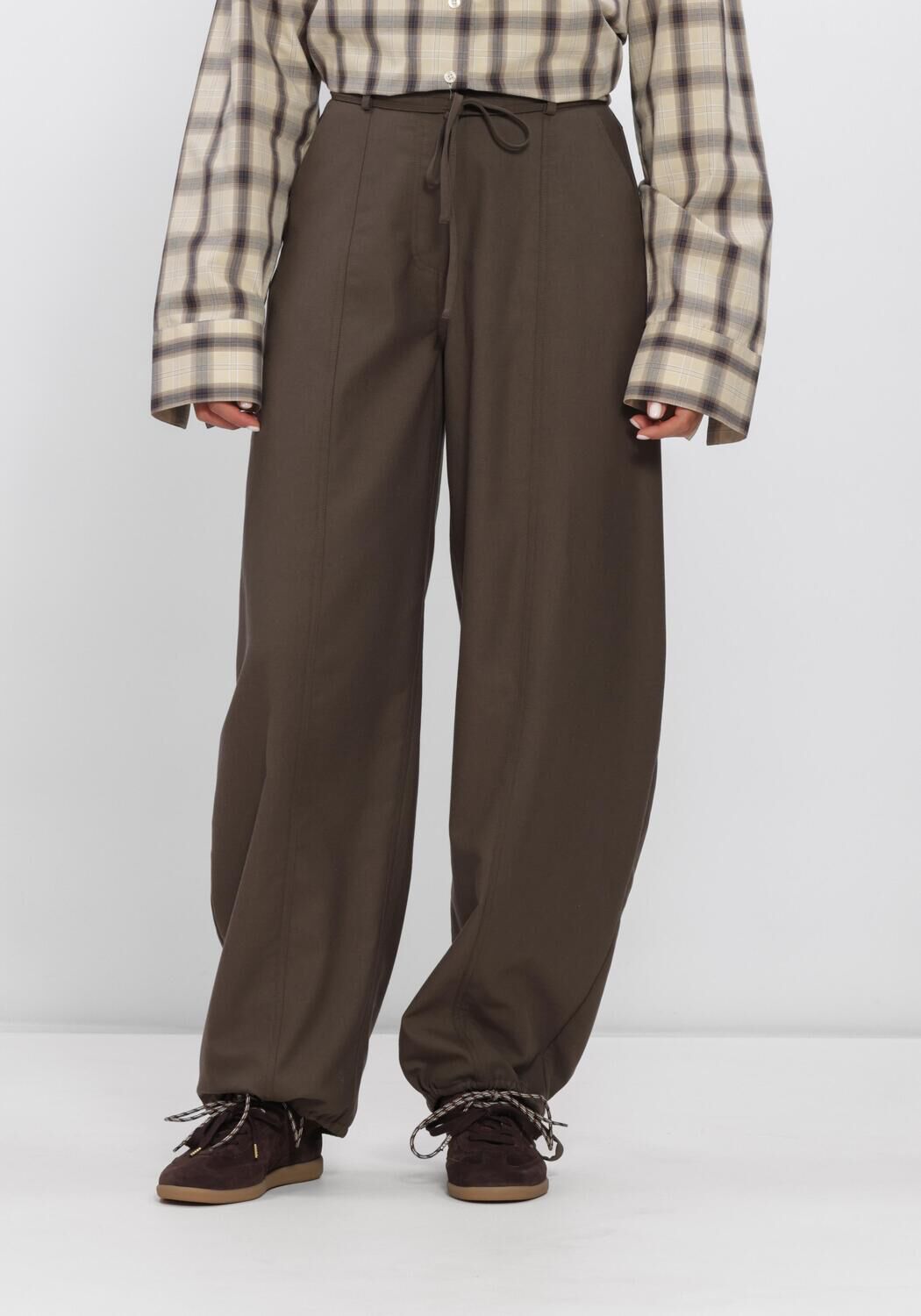 Zwarte SECOND FEMALE Broeken BLINK NEW CARGO TROUSERS - large