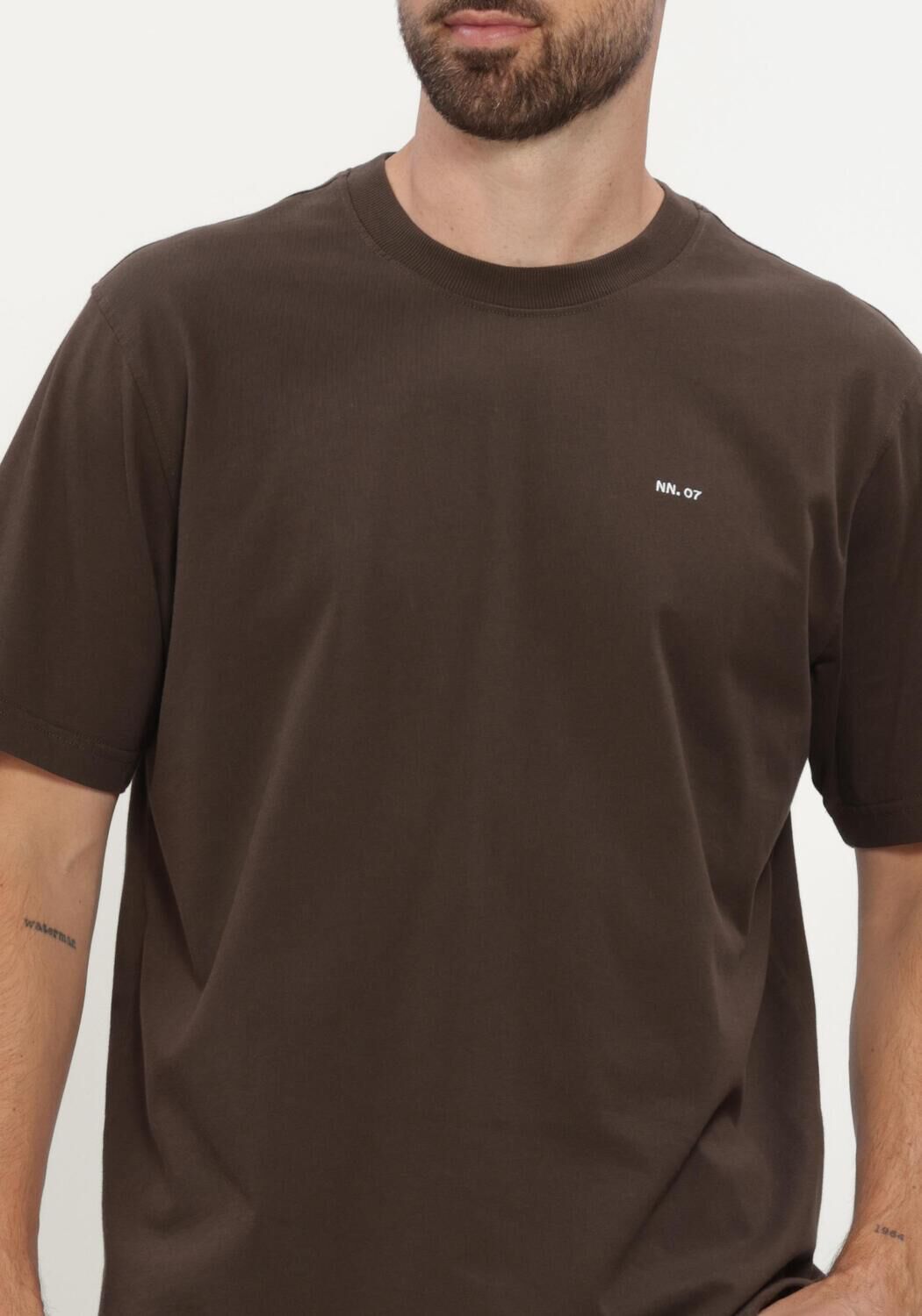 Bruine NN.07 T-shirt ADAM EMB T-SHIRT 3209 - large
