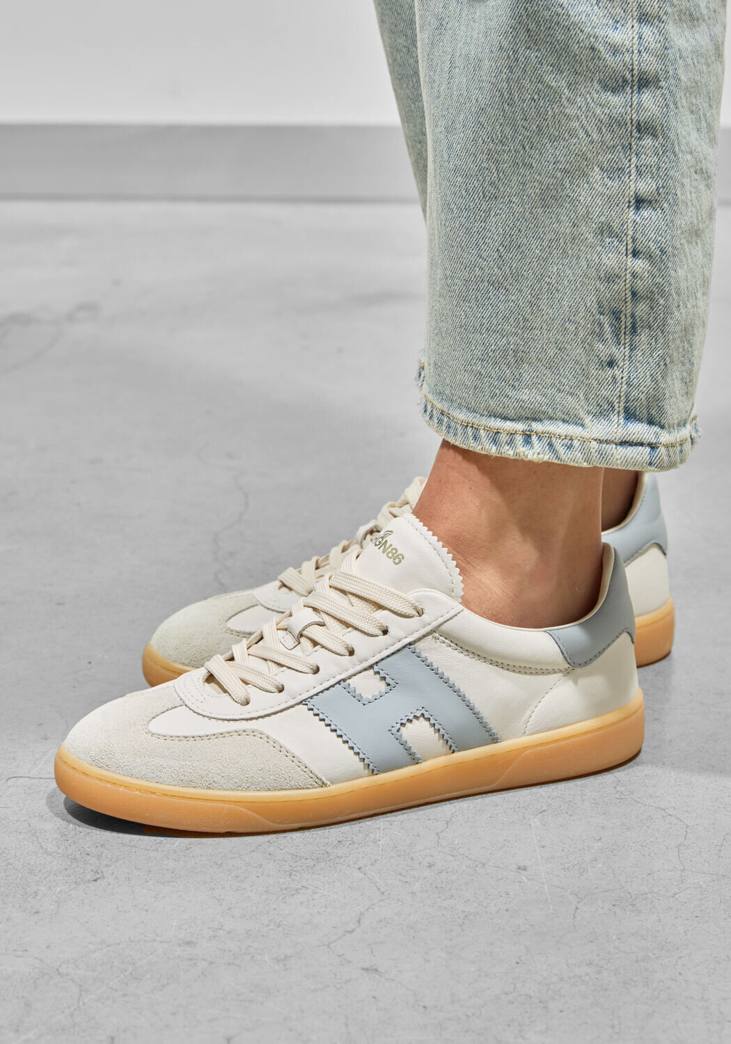 Witte HOGAN Lage sneakers COOL ALLACCIATO - medium