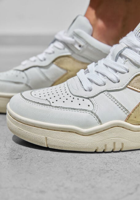 Witte DIADORA HERITAGE Lage sneakers B.560 LAMINATED WN Witte DIADORA HERITAGE Lage sneakers B.560 LAMINATED WN - large