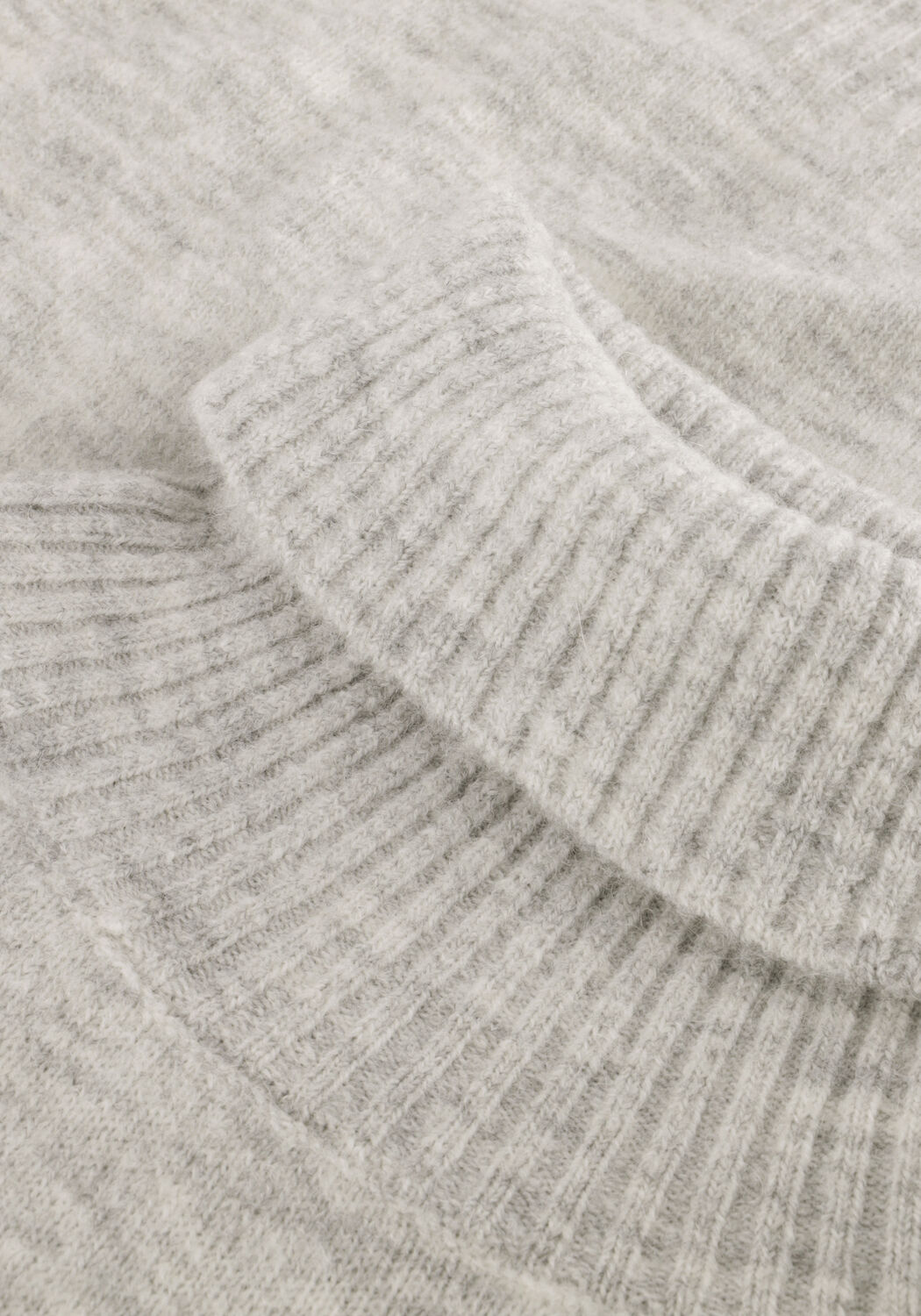 Lichtgrijze AIMEE THE LABEL Trui GINGER - large