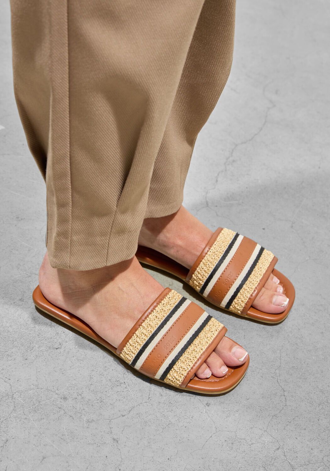 Bruine HOGAN Slippers H685 SANDALO NASTRO - medium