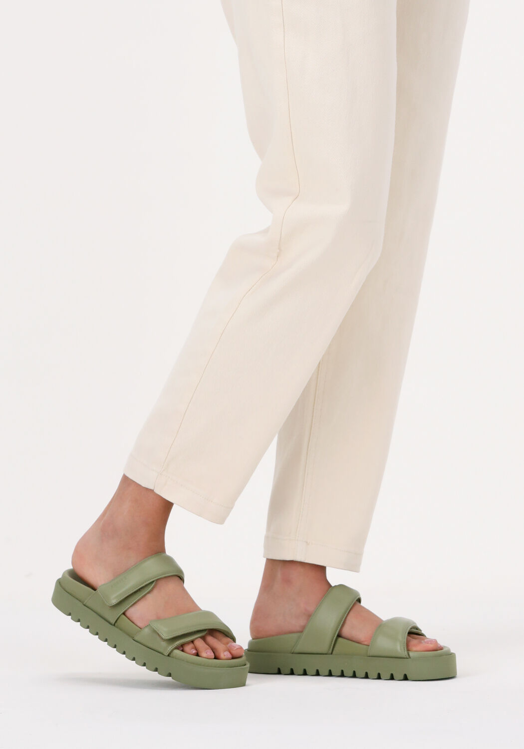 Groene NUBIKK Slippers KAE JONES - large