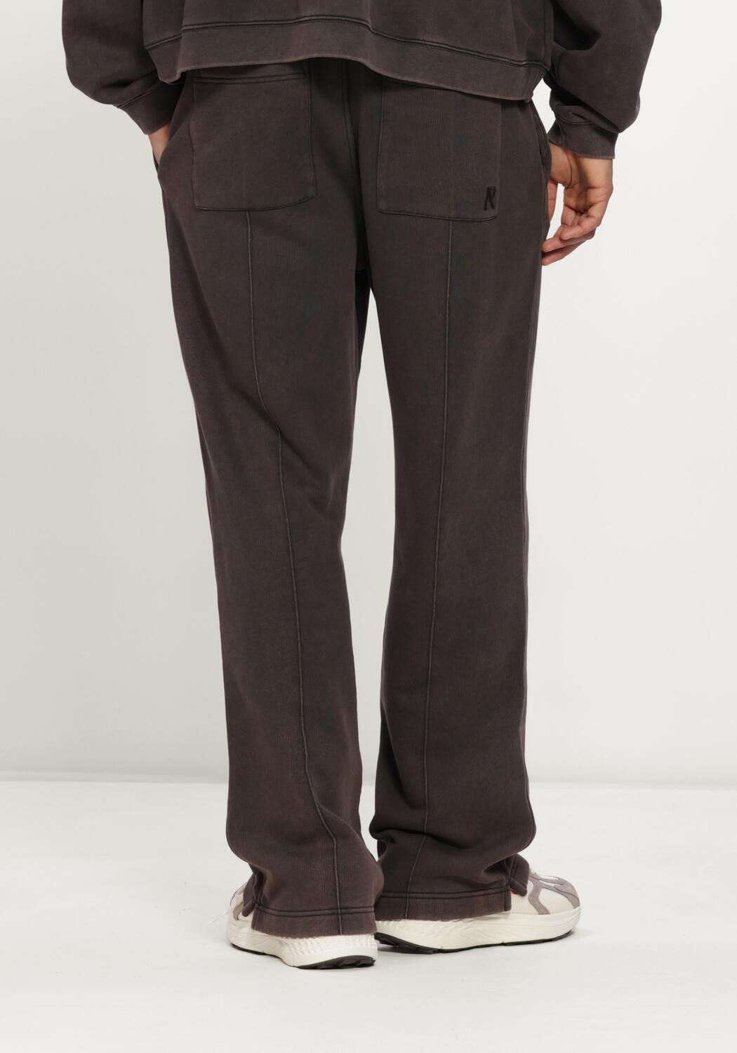 Bruine REPRESENT Joggingbroek INITIAL SWEATPANTS - large