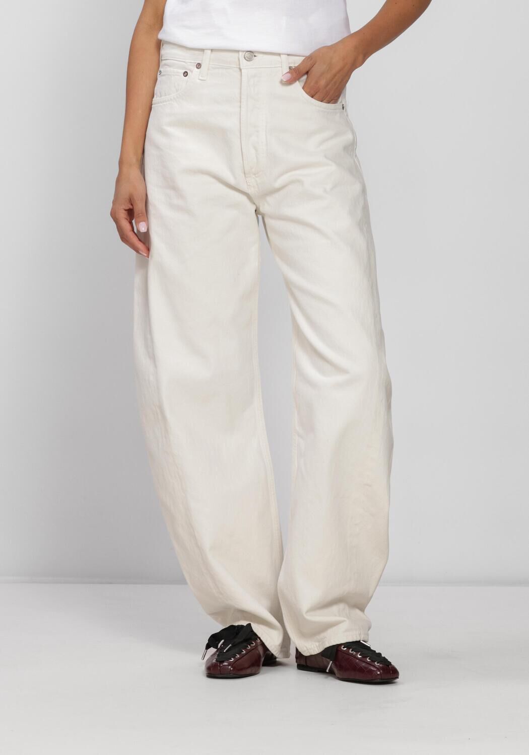 Gebroken wit AGOLDE Jeans LUNA PIECED JEAN IN CHALK WHITE - large