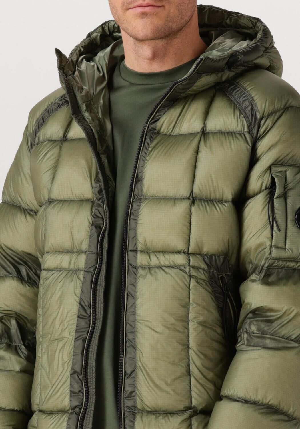 Olijf CP COMPANY Gewatteerde jas MEDIUM JACKET IN DD SHELL - large