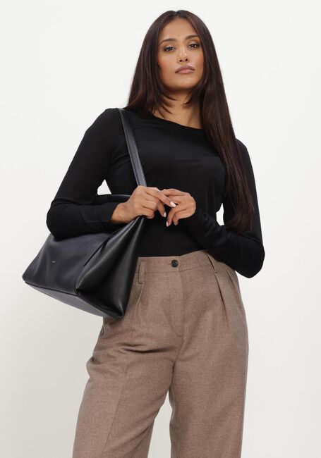 Zwarte FILIPPA K Tops & T-shirts SCOOPED LONGSLEEVE TOP - large