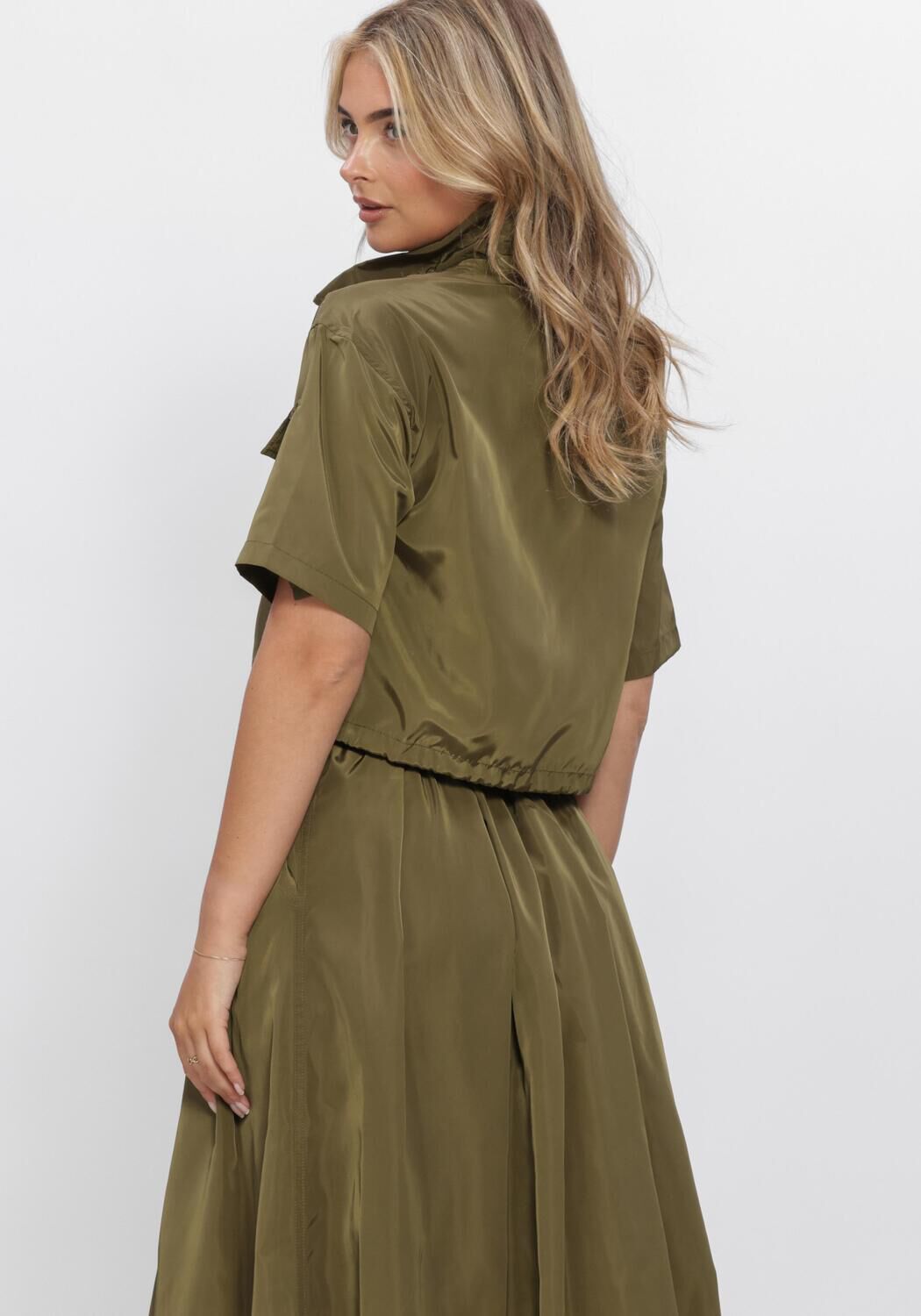 Groene IBANA Tops & T-shirts TAMILI - large