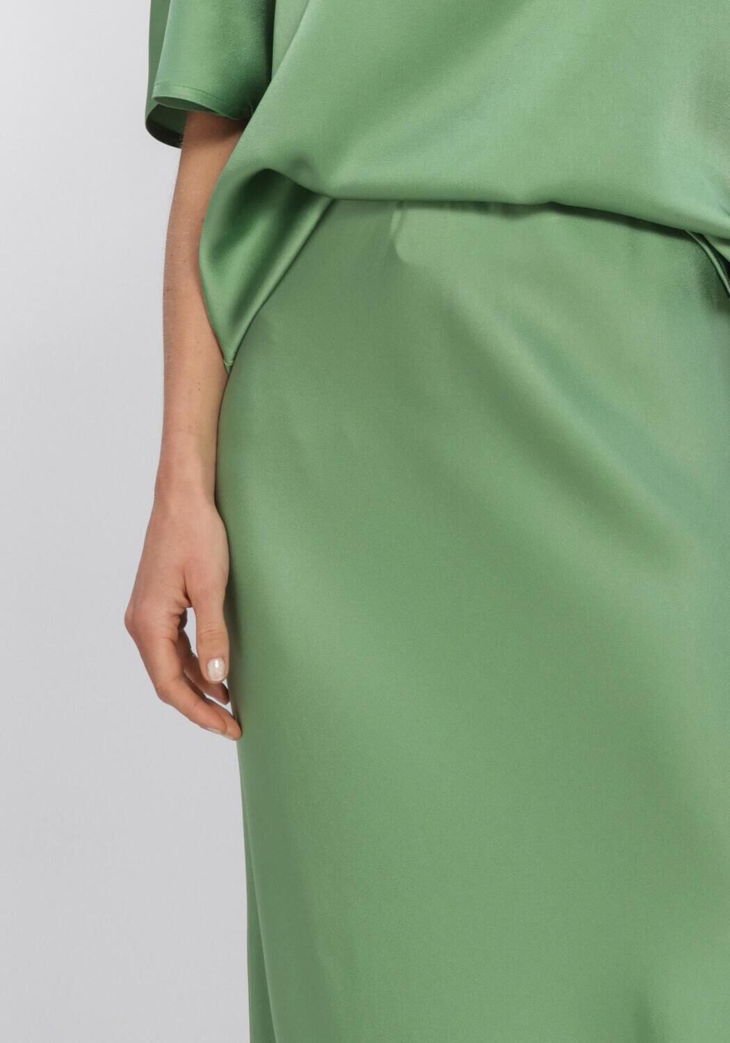 Groene SEA ME HAPPY Maxirok AYDA SKIRT SATIN CREPE - large