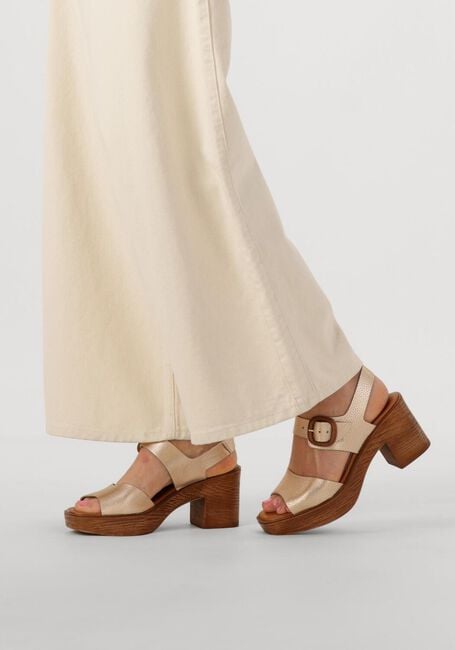 Goudkleurig STEFANO LAURAN Sandalen met hak 930 Goudkleurig STEFANO LAURAN Sandalen met hak 930 - large