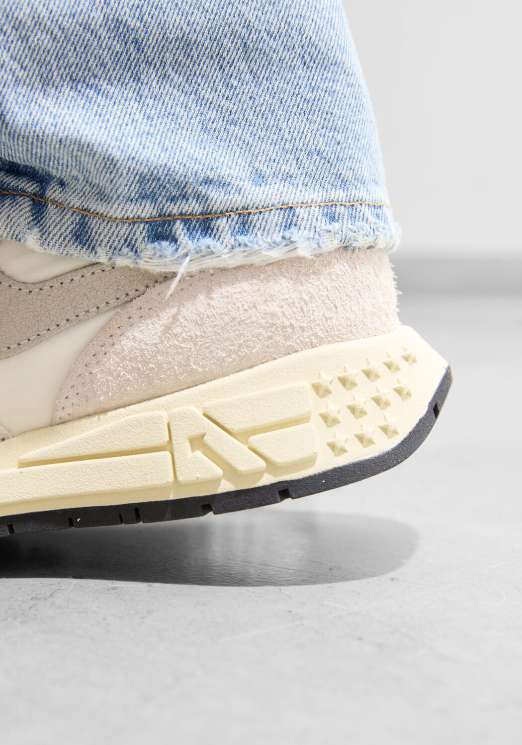 Beige AUTRY Lage sneakers REELWIND LOW - large