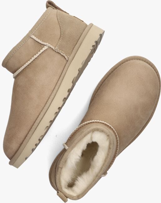 Beige UGG Vachtlaarzen W CLASSIC ULTRA MINI Assem