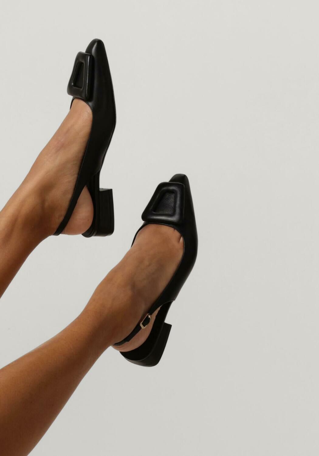 Zwarte LODI Slingbacks BRO4883 - large