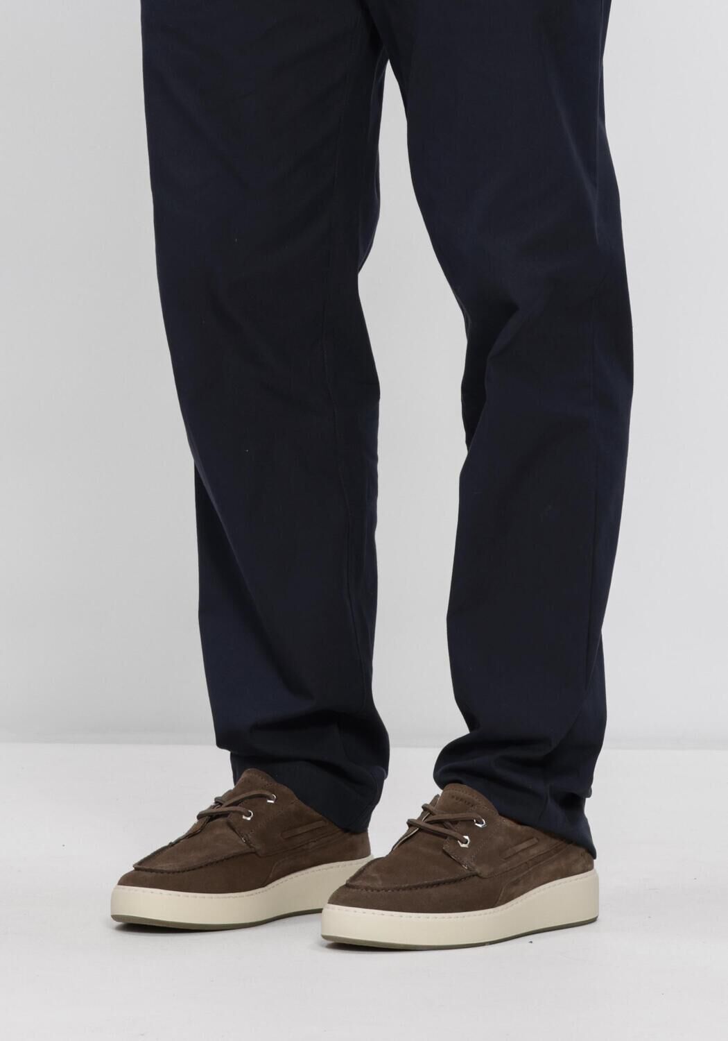 Grijze NUBIKK Loafers JIRO YACHT - large