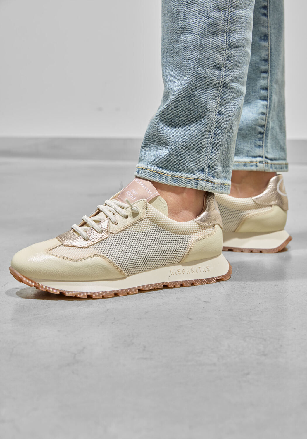 Witte HISPANITAS Lage sneakers CHV253869 - medium