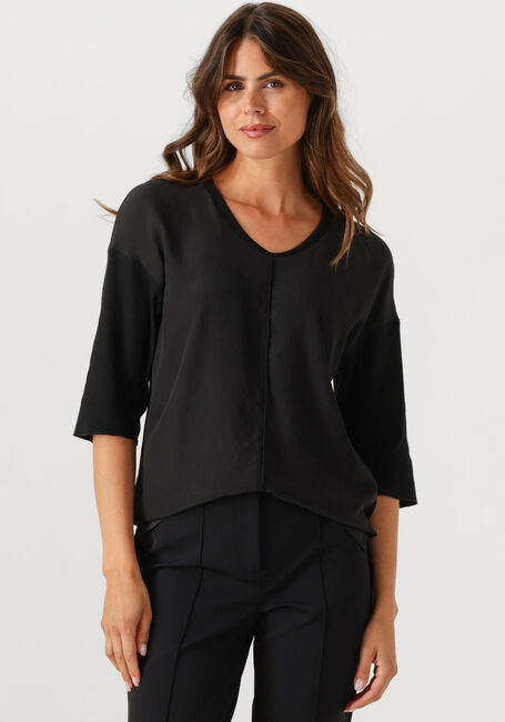 Zwarte MARC CAIN ESSENTIALS T-shirt +E 55.01 J29 - large