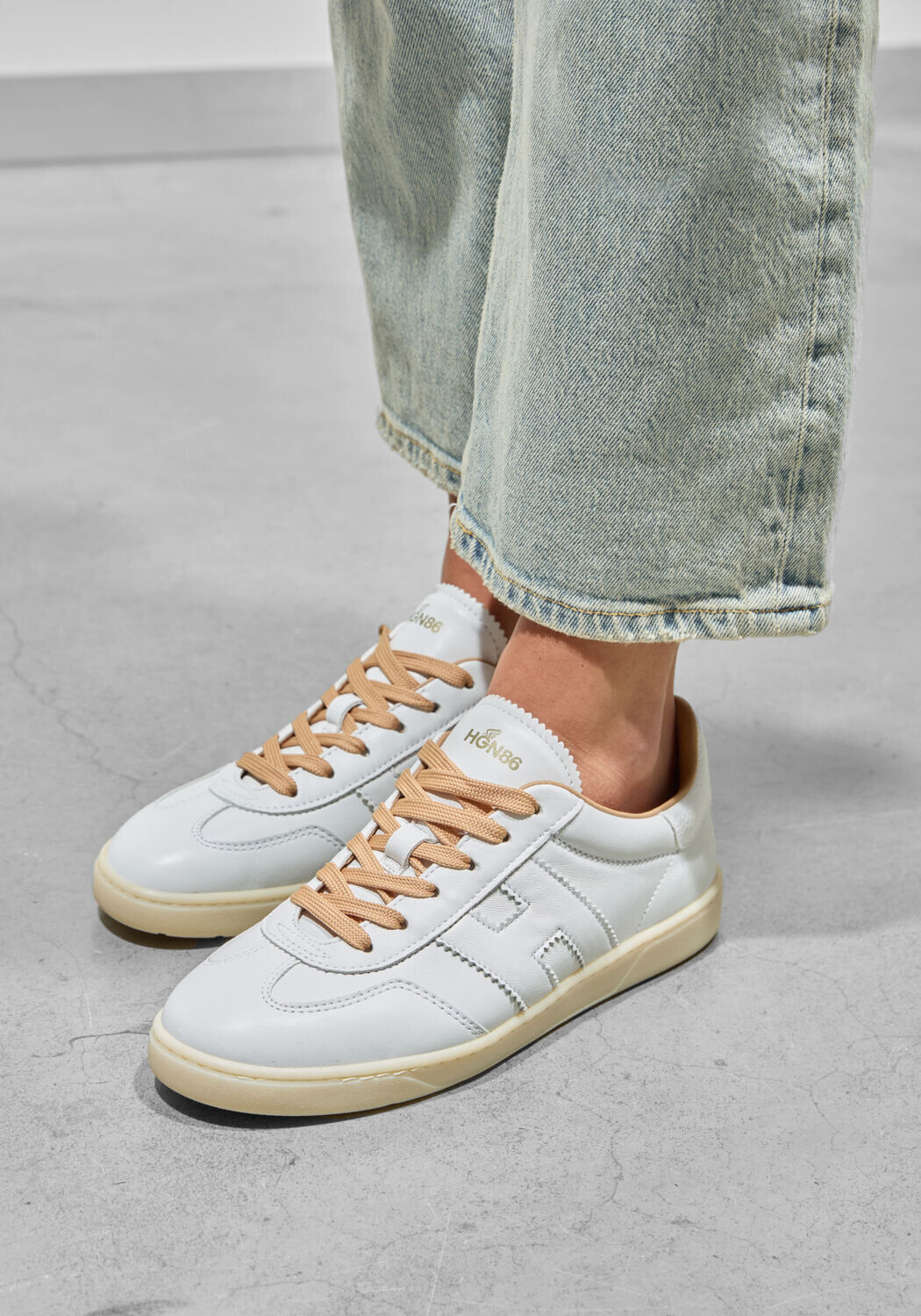 Witte HOGAN Lage sneakers COOL ALLACCIATO - medium