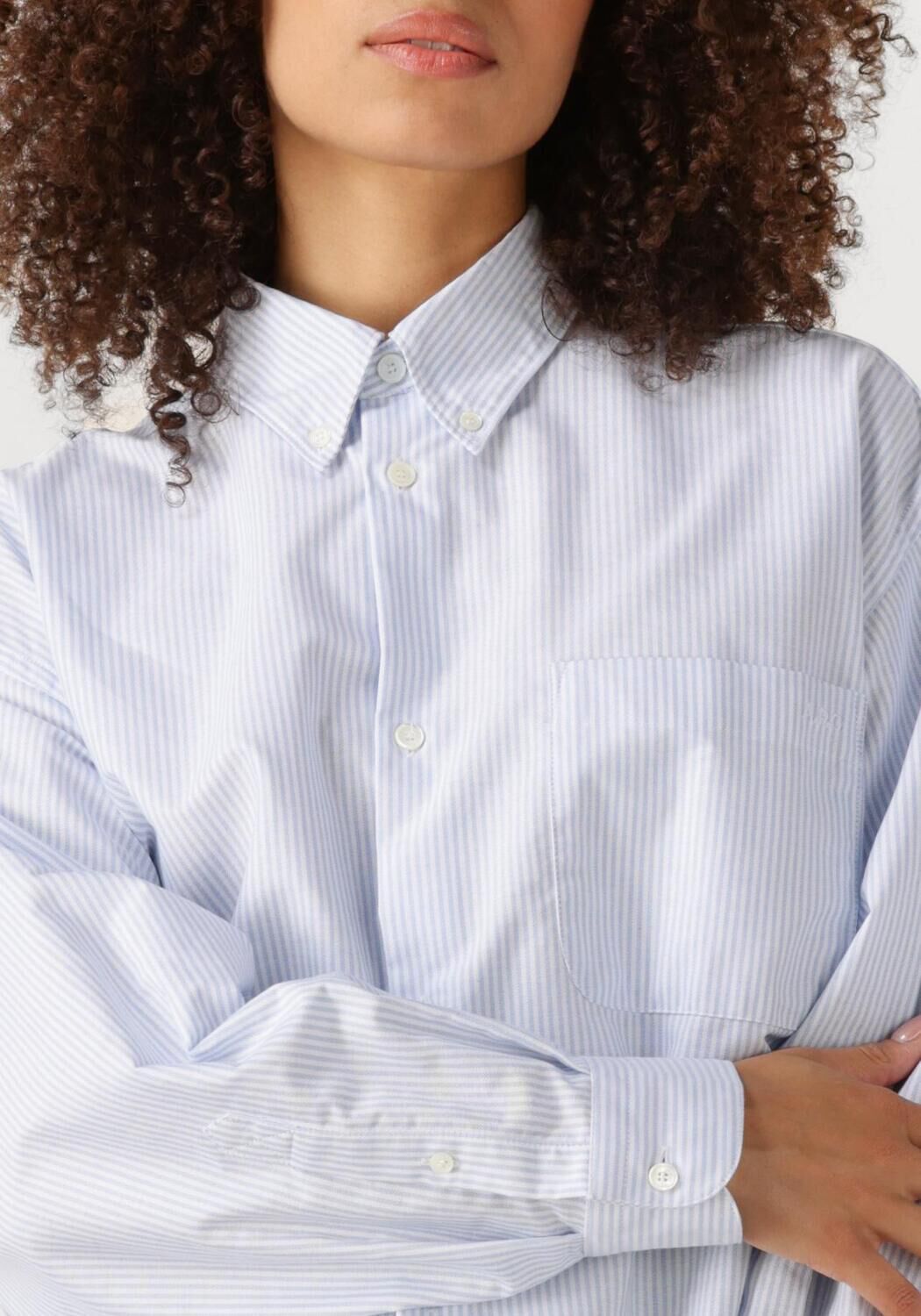 Lichtblauwe APC Blouses CHEMISE SOPHIA BUTTON DOWN LOGO - large