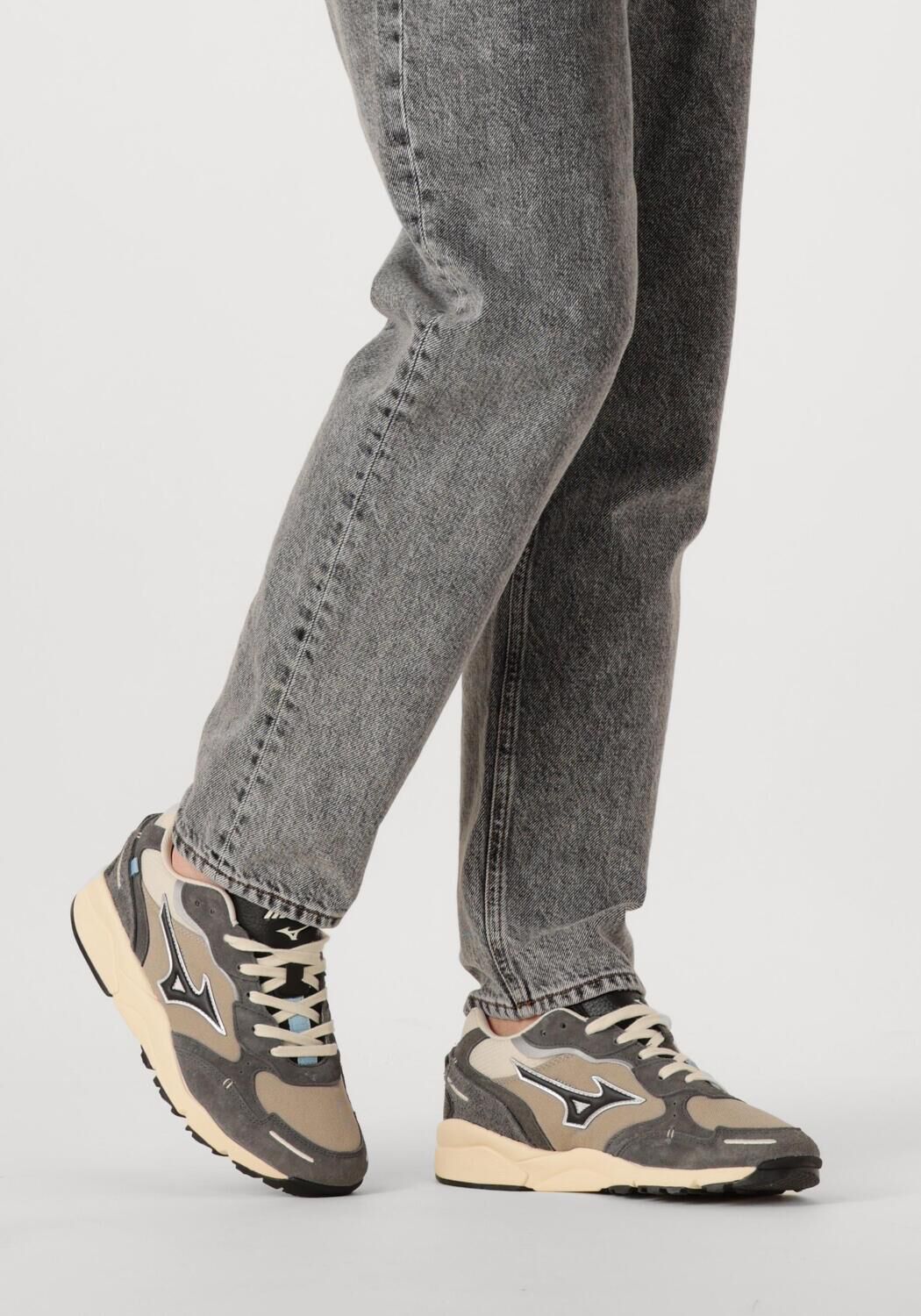 Grijze MIZUNO Lage sneakers SKY MEDAL HEREN - large