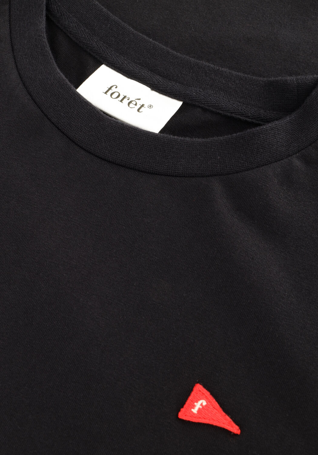 Zwarte FOR&Eacute;T T-shirt FLAG T-SHIRT - large