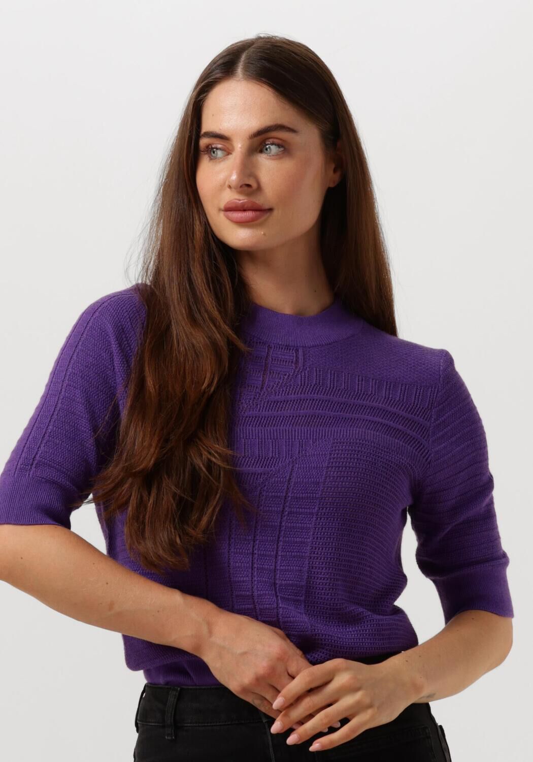 Caroline Biss Trui
Dames 4212, Maat: 34, Kleur: Paars