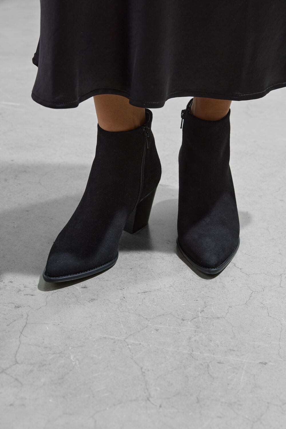 Zwarte NALINI Enkellaarsjes 191013 - large