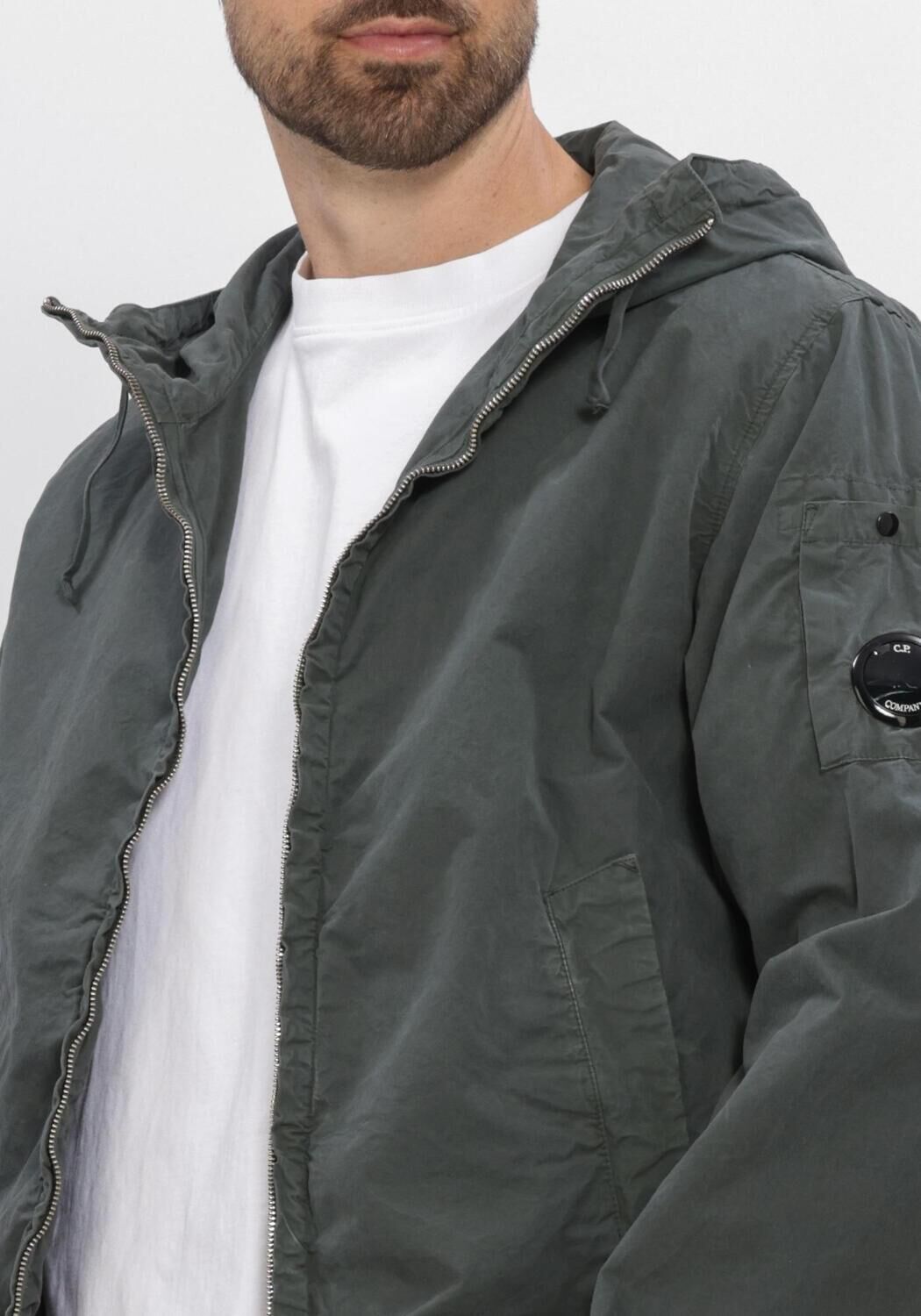 Grijze CP COMPANY Jack MICRO-REPS HOODED LENS JACKET - large