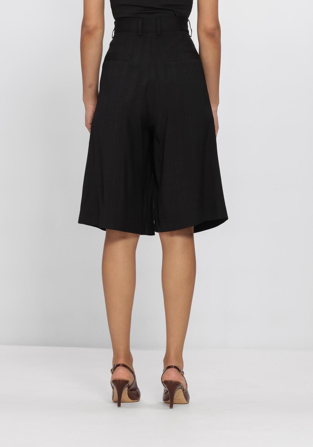 Zwarte MARGAUX LONNBERG Broeken HEWIT SHORT - large