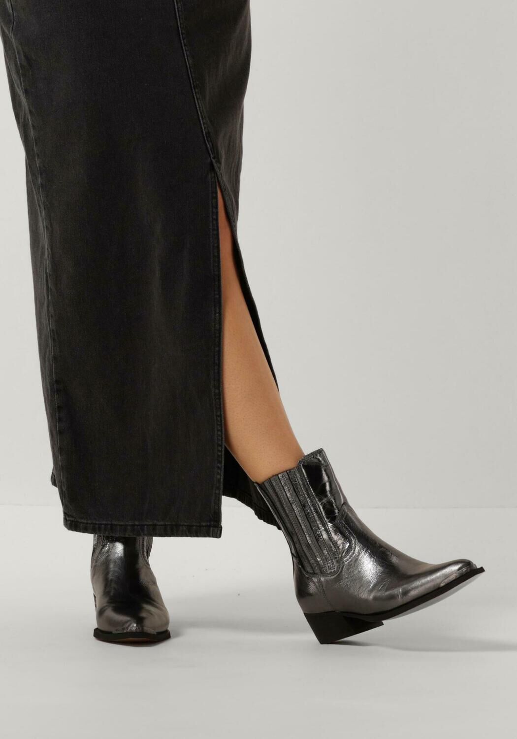 Zilveren TORAL Enkellaarsjes LISEN - large