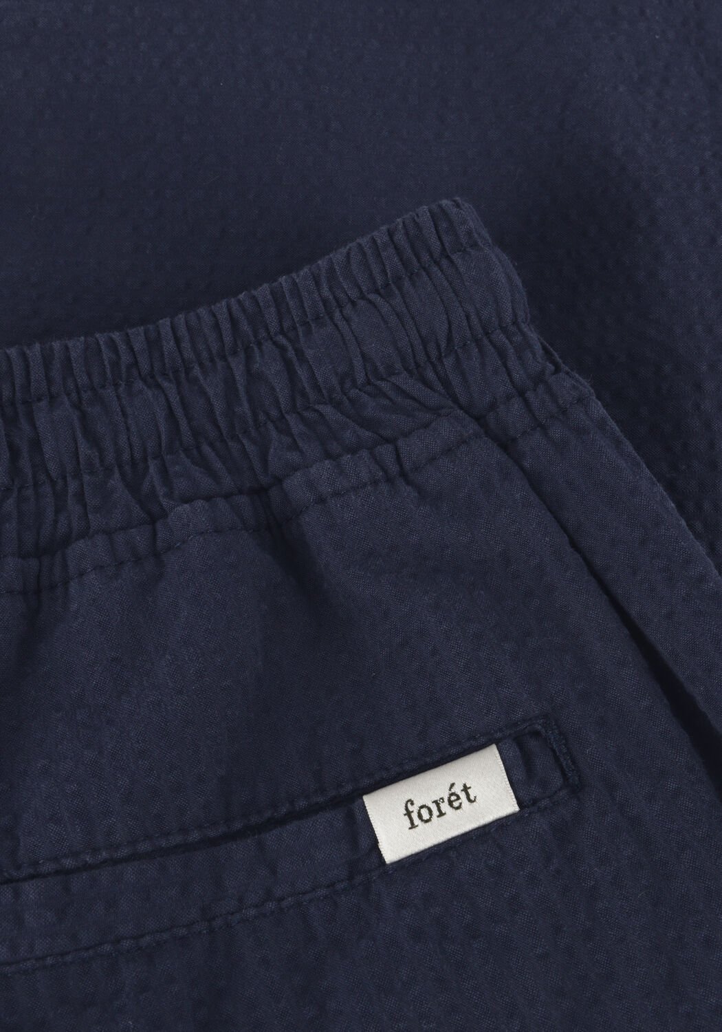 Donkerblauwe FOR&Eacute;T Korte broek HUSH SEERSUCKER SHORT - large