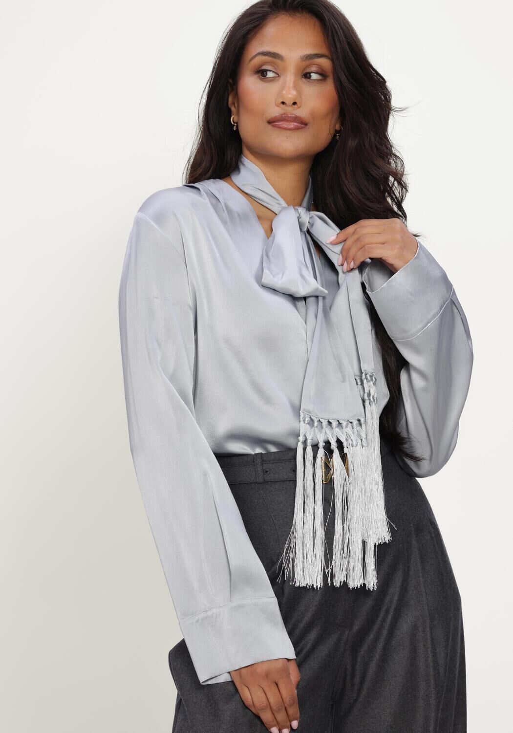 Grijze FORTE FORTE Blouses SILK SATIN SHIRT WITH FRINGED SCARF - large