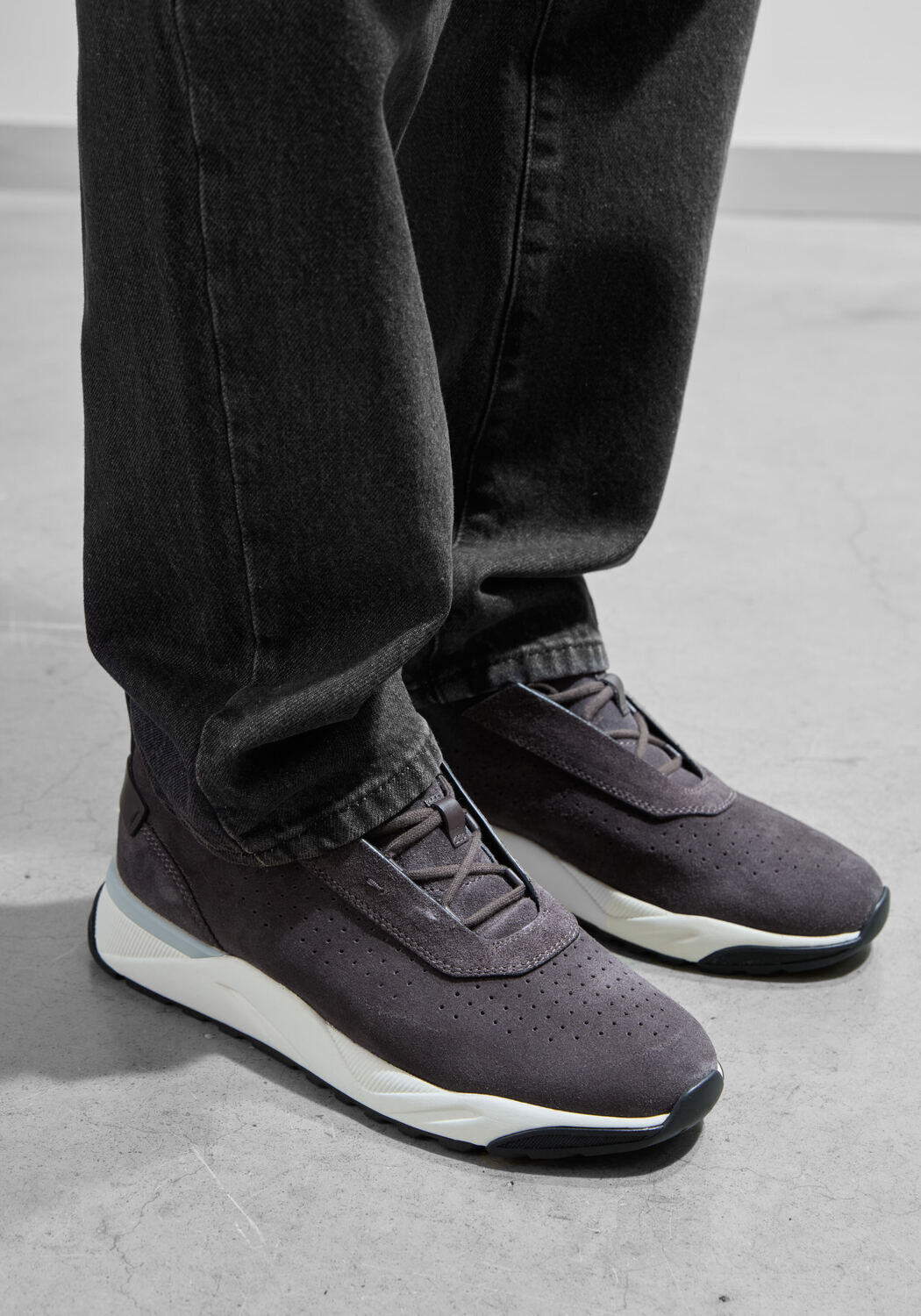 Bruine SANTONI Lage sneakers SUE UNLINED RUNNER - medium