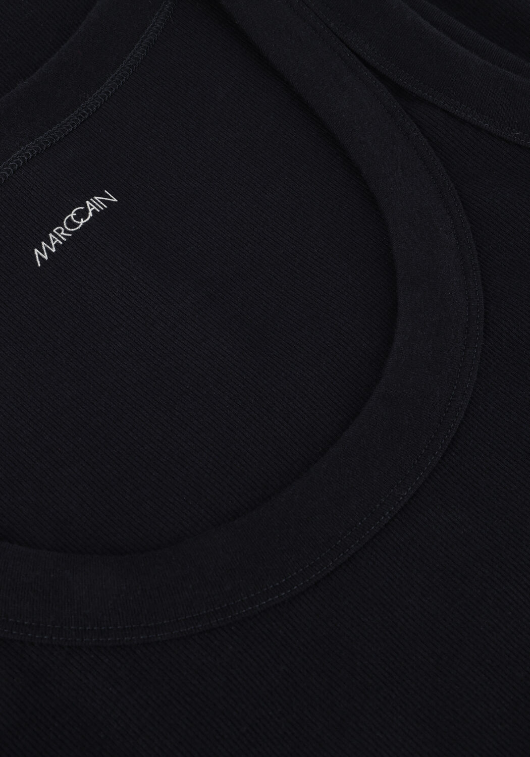 Zwarte MARC CAIN ESSENTIALS Top +E 61.25 J50 - large