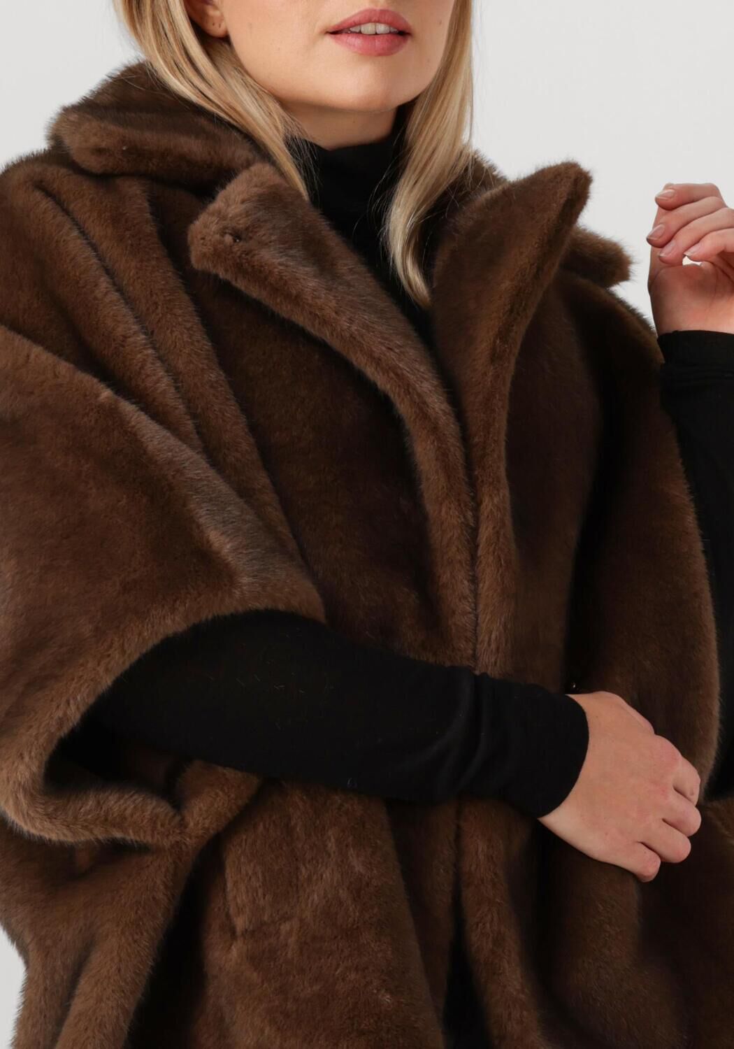 Bruine ALTER EGO Faux fur jas ELIN - large