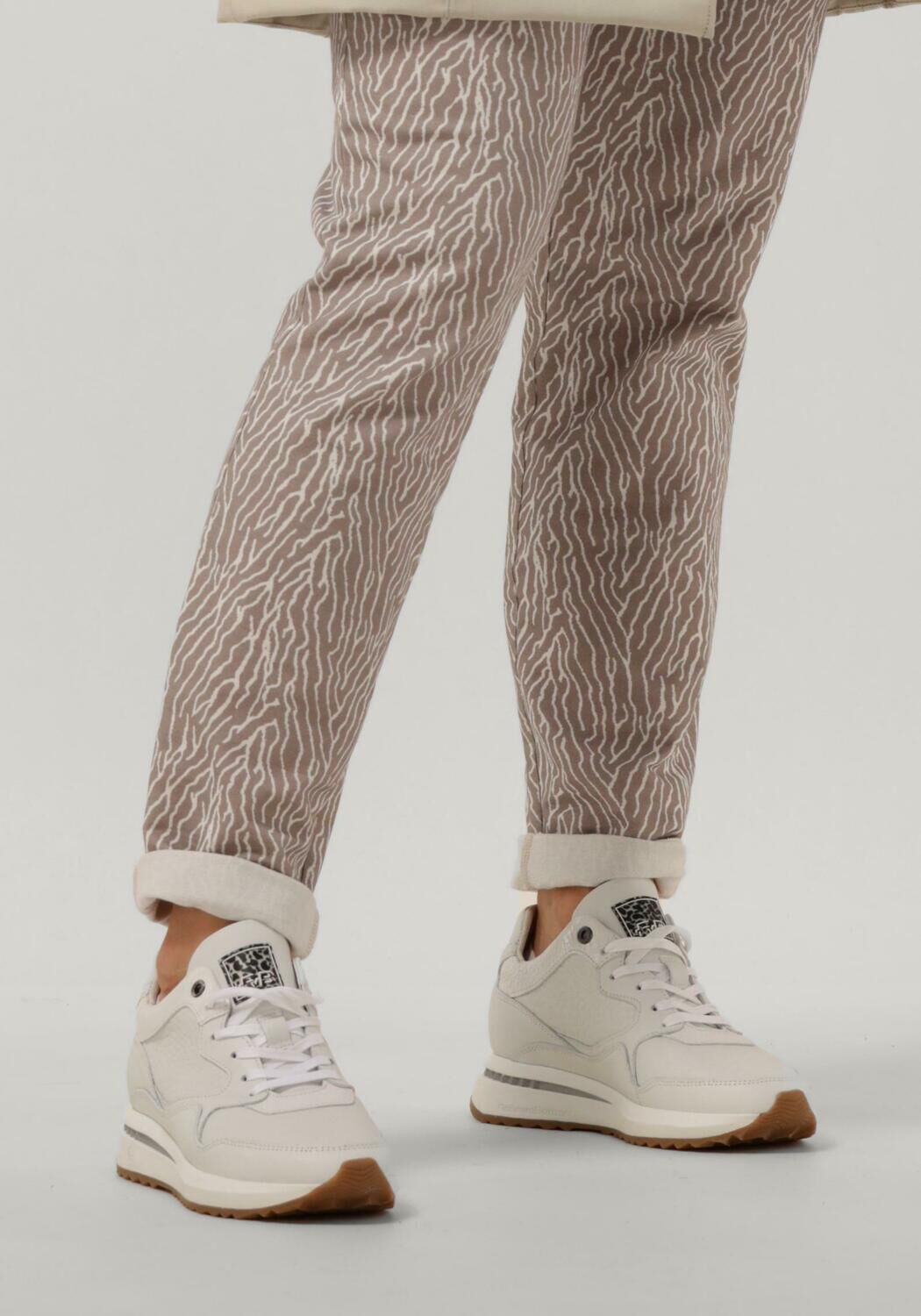 Witte FLORIS VAN BOMMEL Lage sneakers SFW-10119 - large