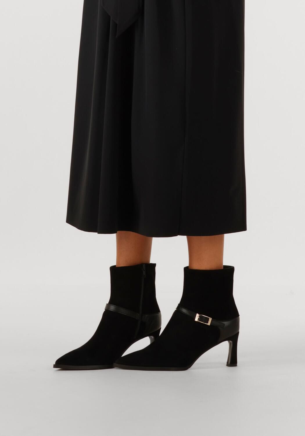 Zwarte LINA LOCCHI Enkellaarsjes AV 131 - large