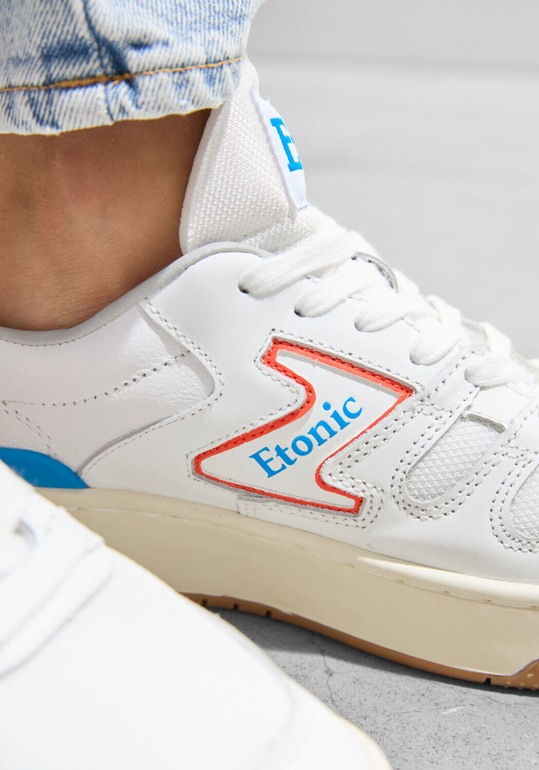 Witte ETONIC Lage sneakers B481 - large