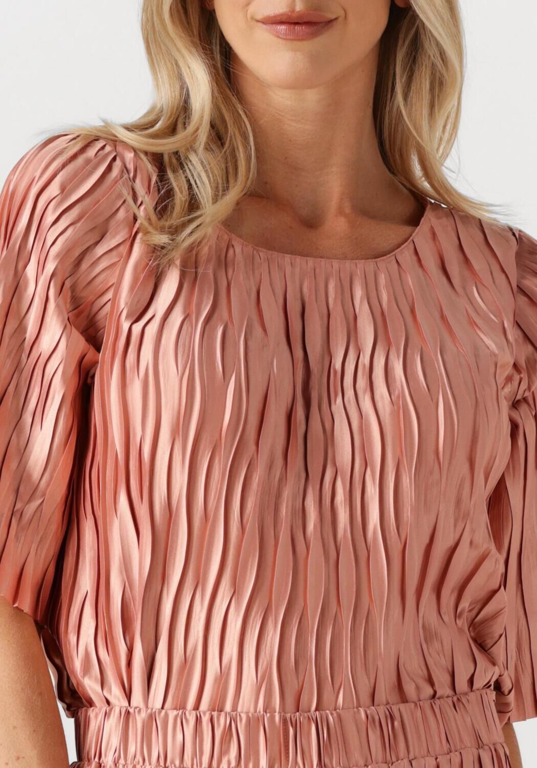 Lichtroze DANTE6 Blouses LELIA PLISSE TOP - large