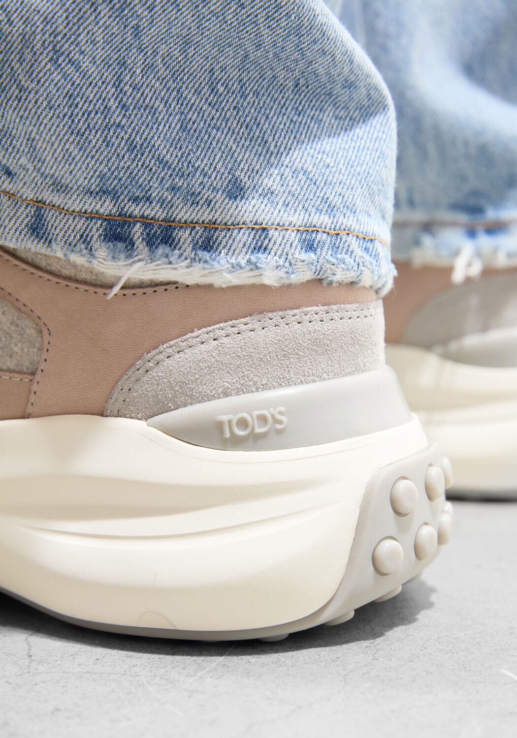 Grijze TOD'S Lage sneakers XXW81L0JP40UMD - large