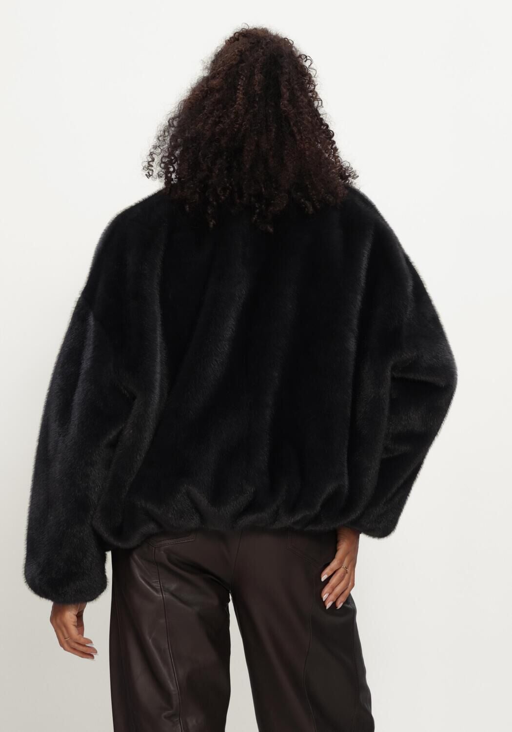 Zwarte STUDIO AR Faux fur jas ETTA FAUX MIN - large