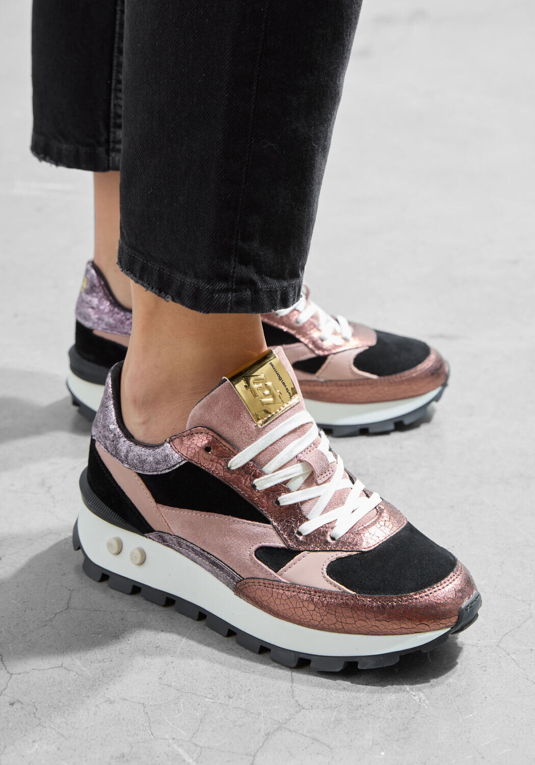 Roze FLORIS VAN BOMMEL Lage sneakers BLOKKI 04.01 Assem