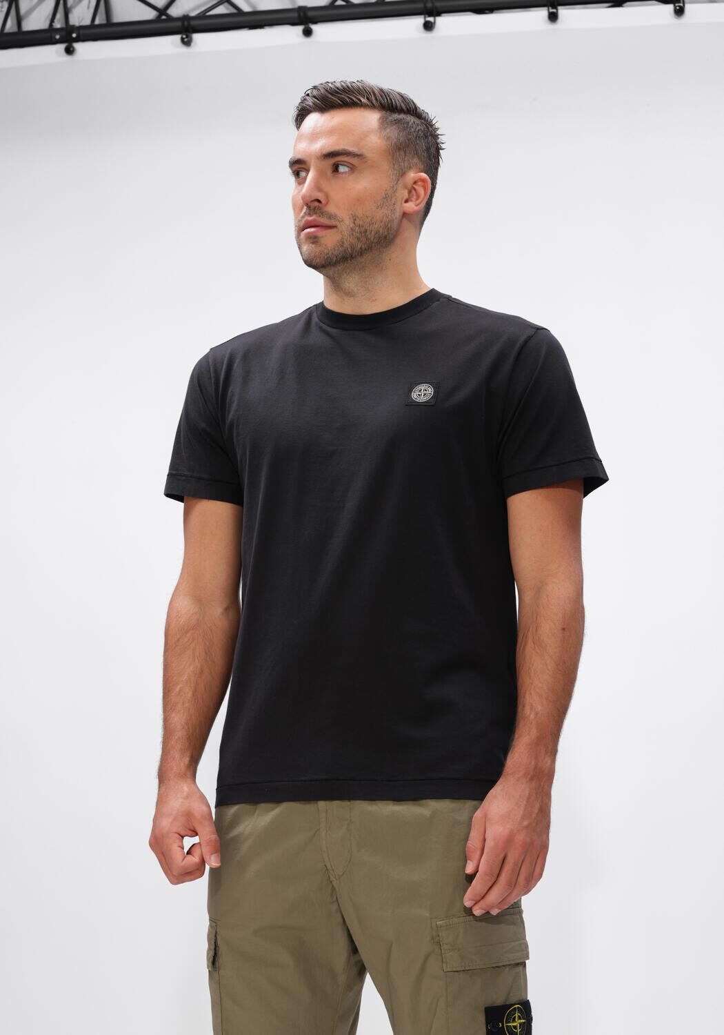 Zwarte STONE ISLAND T-shirt SS T-SHIRT S0013 - large