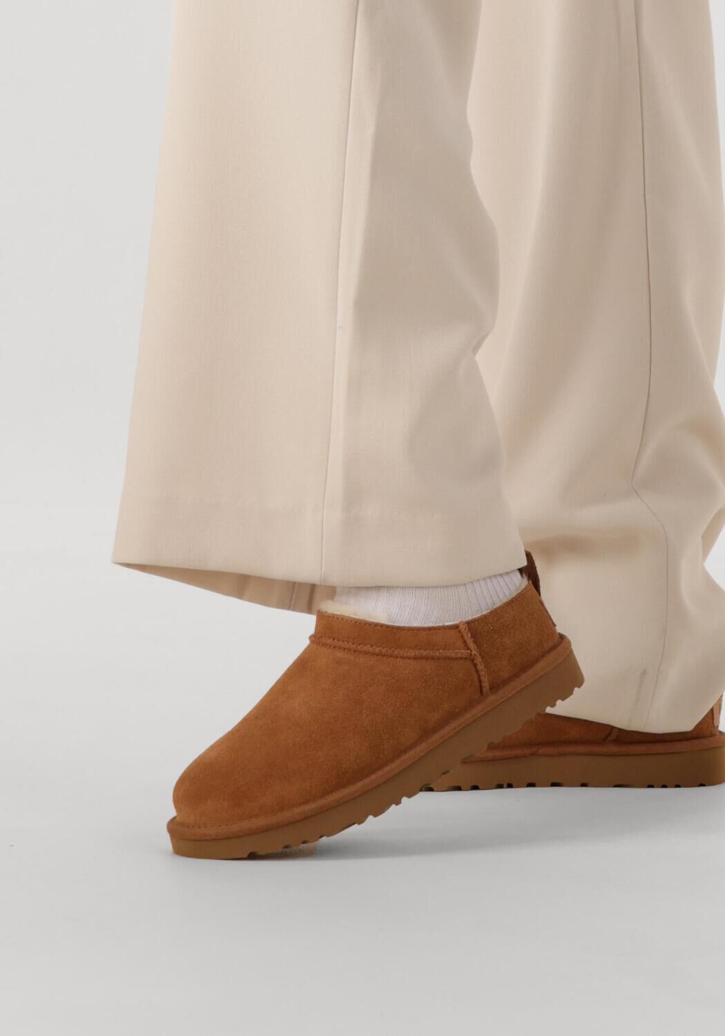 Cognac UGG Instappers W CLASSIC MICRO - large