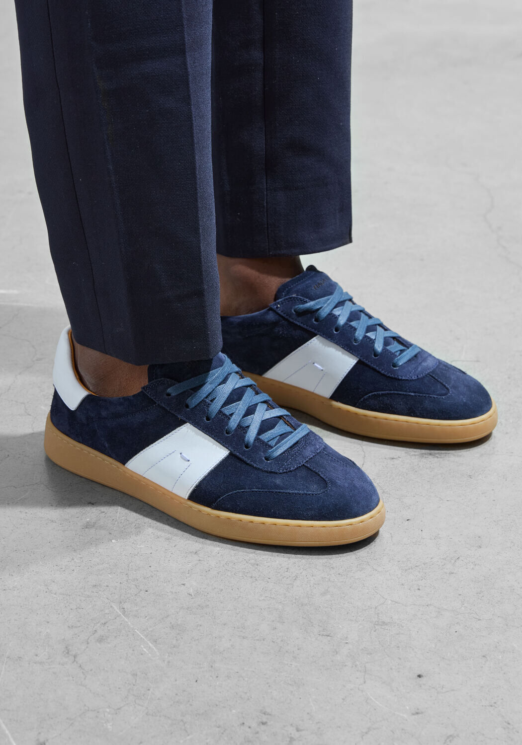 Blauwe MAGNANNI Lage sneakers 25851 SUE - medium