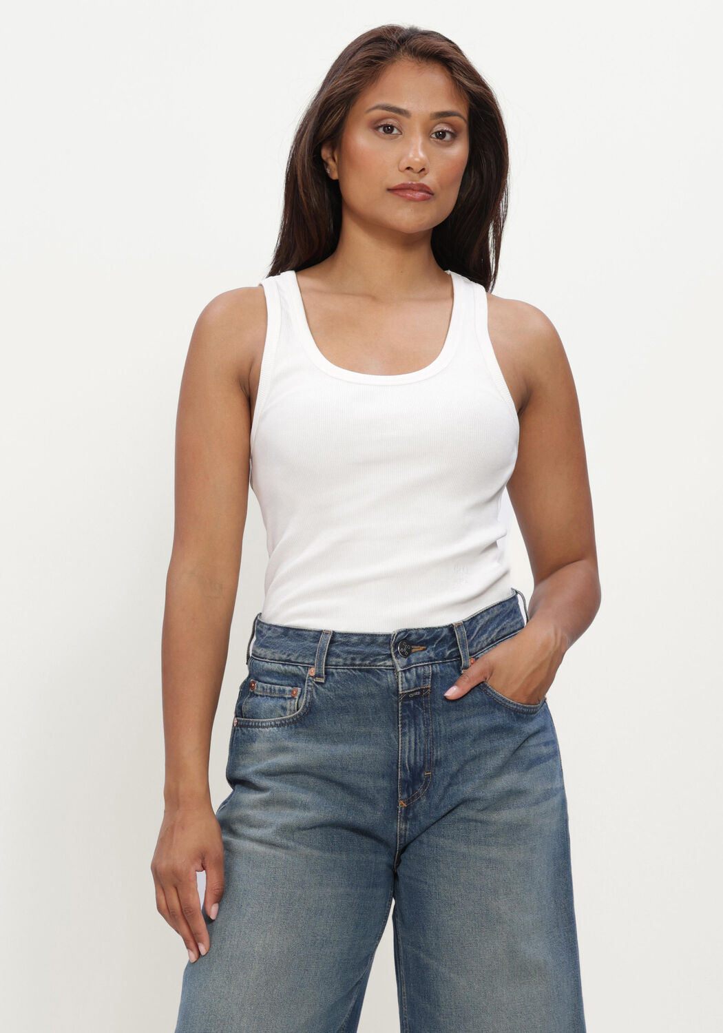 Witte CLOSED Top TANK TOP - large