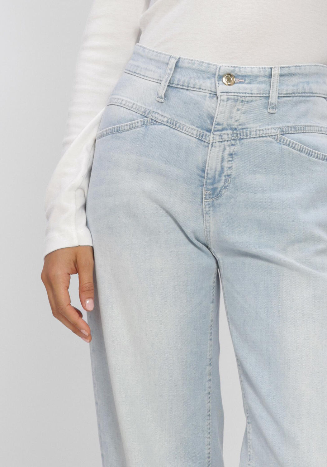 Lichtblauwe CAMBIO Mom jeans ELIN - large