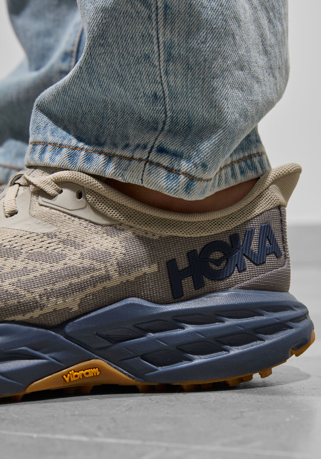 Beige HOKA Lage sneakers SPEEDGOAT 5 - large