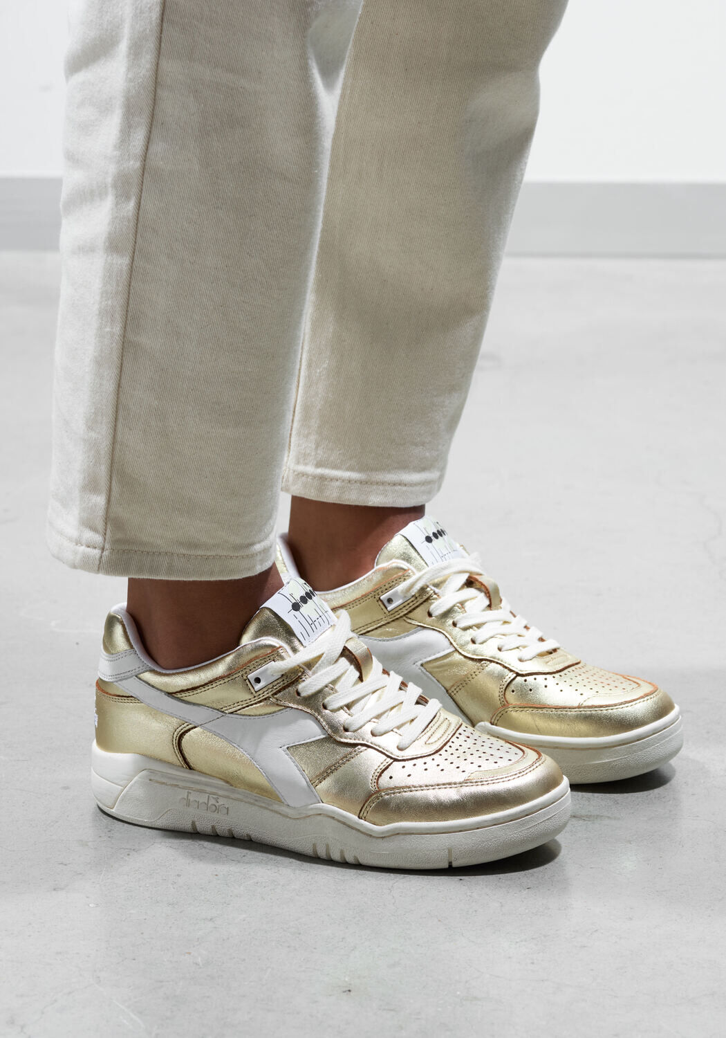 gouden diadora hoge sneakers met basket sneaker