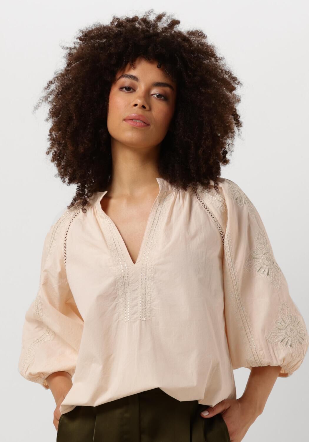 Aimee the Label Blouse Dames Kelly, Maat: L, Kleur: Beige
